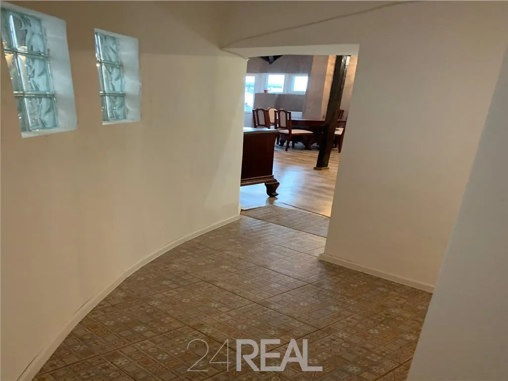 Inchiriere apartament 3 camere zona centrala - foto 10