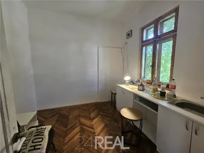 Inchiriere spatiu comercial - 950 Euro per etaj - foto 5