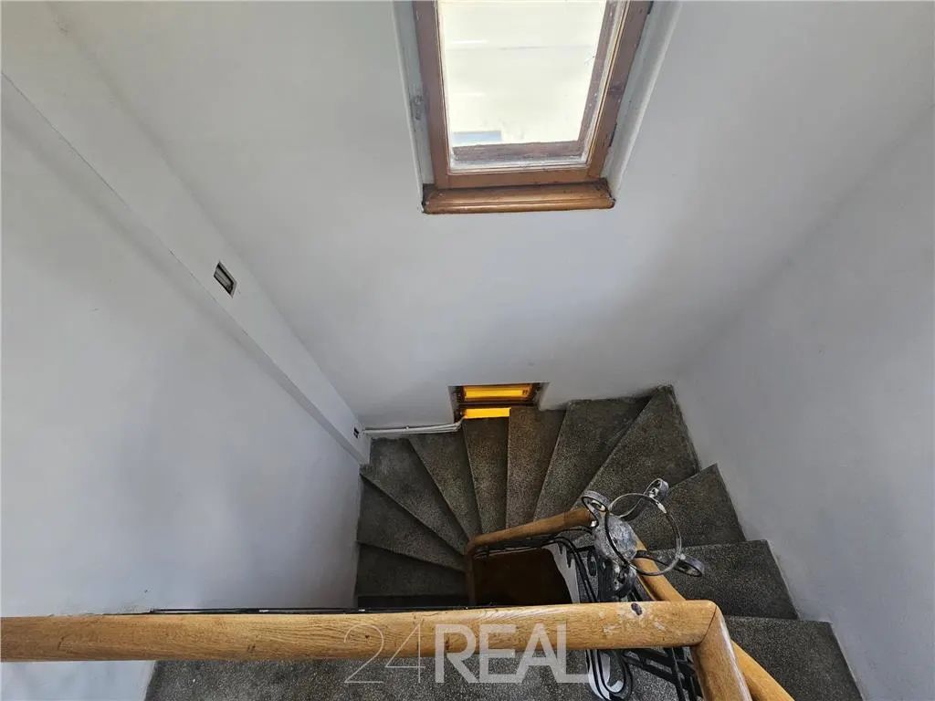 Inchiriere spatiu comercial - 950 Euro per etaj - foto 6