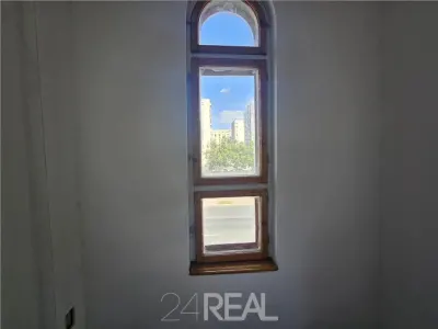 Inchiriere spatiu comercial - 950 Euro per etaj - foto 10