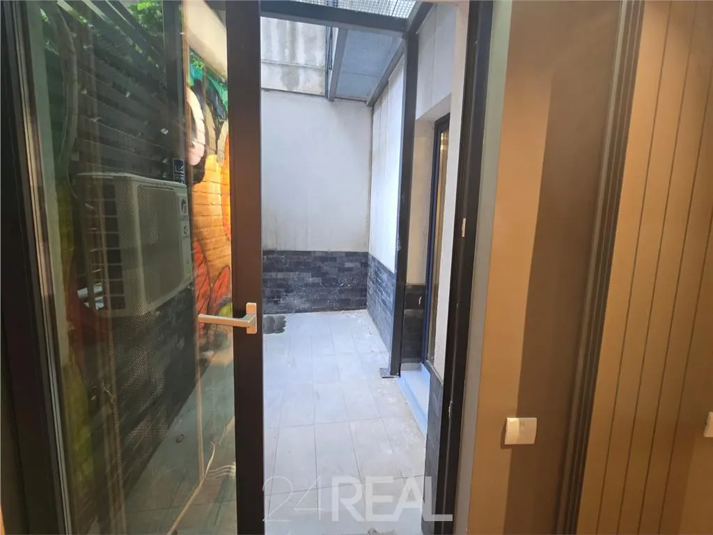 Spatiu de birouri premium complet amenajat - foto 19