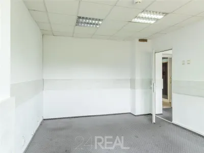 Vanzare spatiu de birouri in Piata Victoriei - 435 mp - foto 19