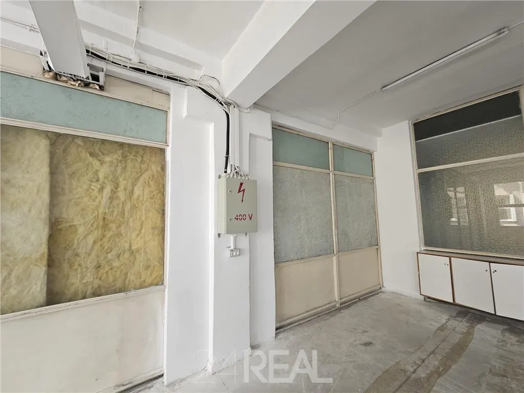 Spatii multifunctionale de inchiriat - birouri, producție, depozitare - foto 15