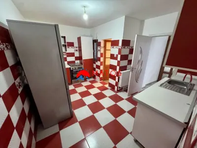 Casa de vanzare Campina, Bobalna | 5 camere, teren 384 mp - foto 9