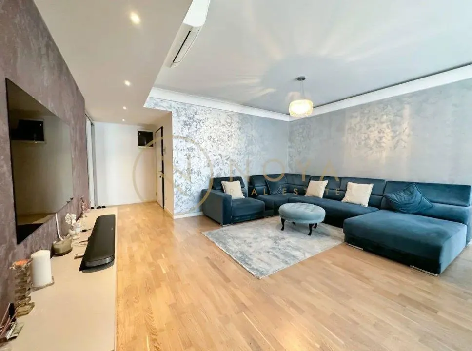 Vanzare apartament 4 camere Herastrau Lighthouse parcare si box - foto 1