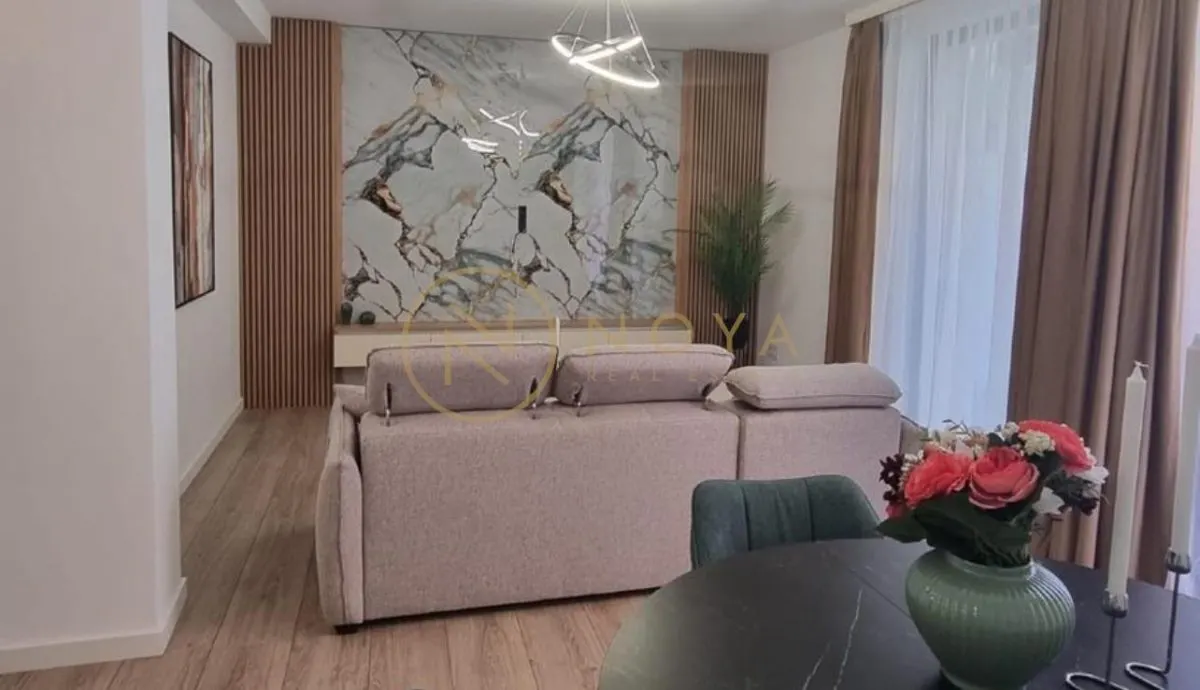 Vila de 6 camere in zona Pipera Veris 2 parcari prima inchiriere - foto 11