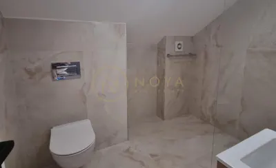 Vila de 6 camere in zona Pipera Veris 2 parcari prima inchiriere - foto 3