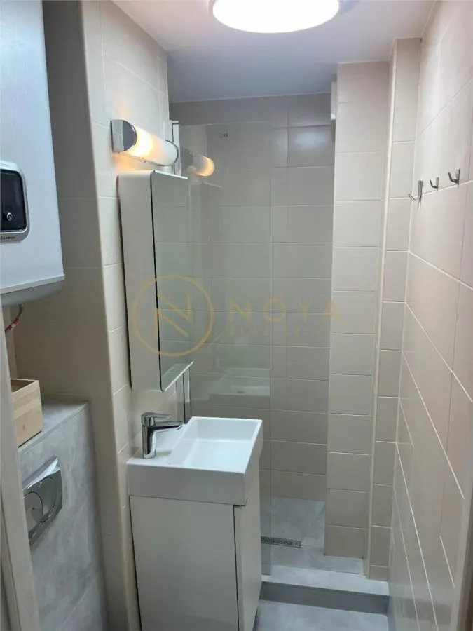 Vanzare apartament de 4 camere in zona Aviatiei renovat - foto 17