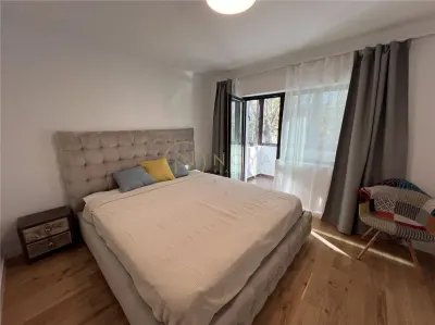 Vanzare apartament de 4 camere in zona Aviatiei renovat - foto 4