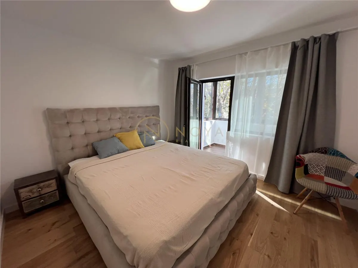 Vanzare apartament de 4 camere in zona Aviatiei renovat - foto 4