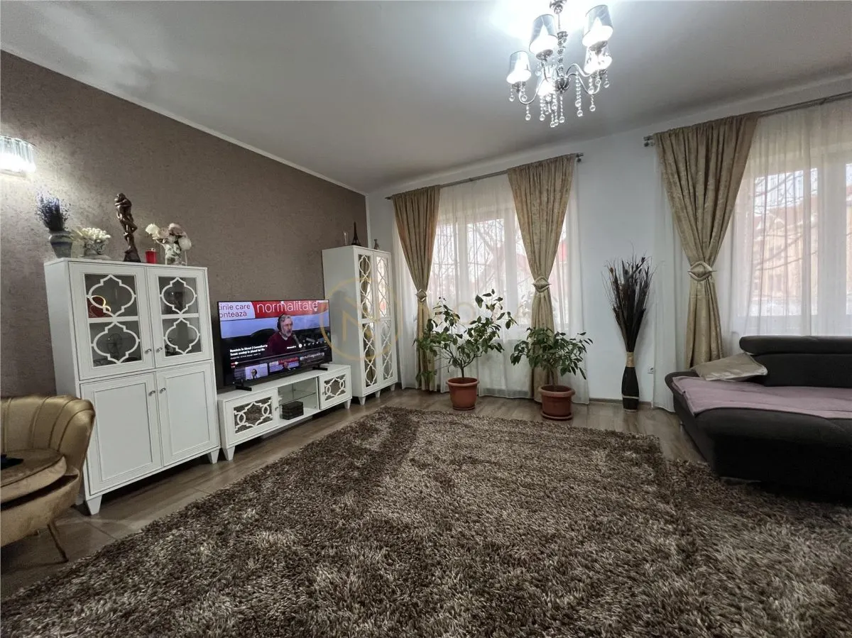 Direct proprietar Vila de vanzare Str Arcului 302 mp teren intravilan - foto 4