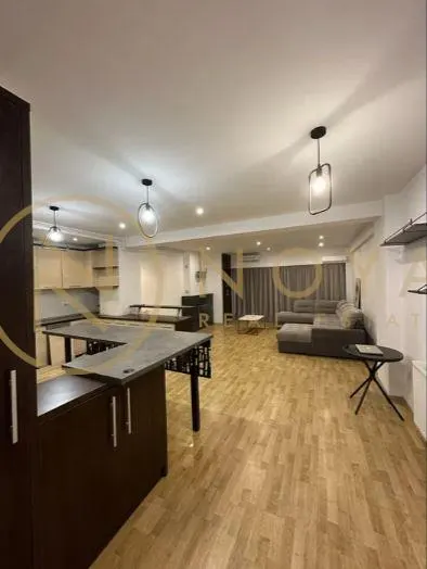 Apartament de vanzare de 4 camere in zona Pipera - foto 1