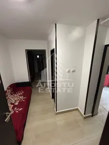 Apartament cu 3 camere de inchiriat, centrala proprie, Aradului - foto 6