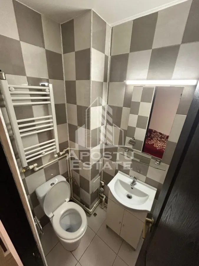 Apartament cu 3 camere de inchiriat, centrala proprie, Aradului - foto 8