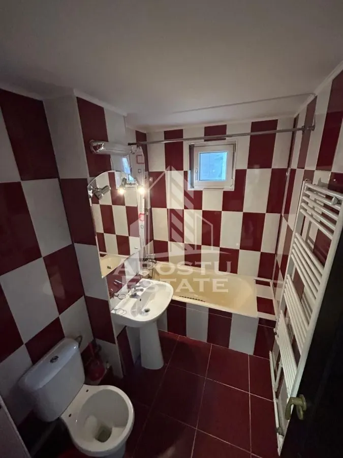 Apartament cu 3 camere de inchiriat, centrala proprie, Aradului - foto 9