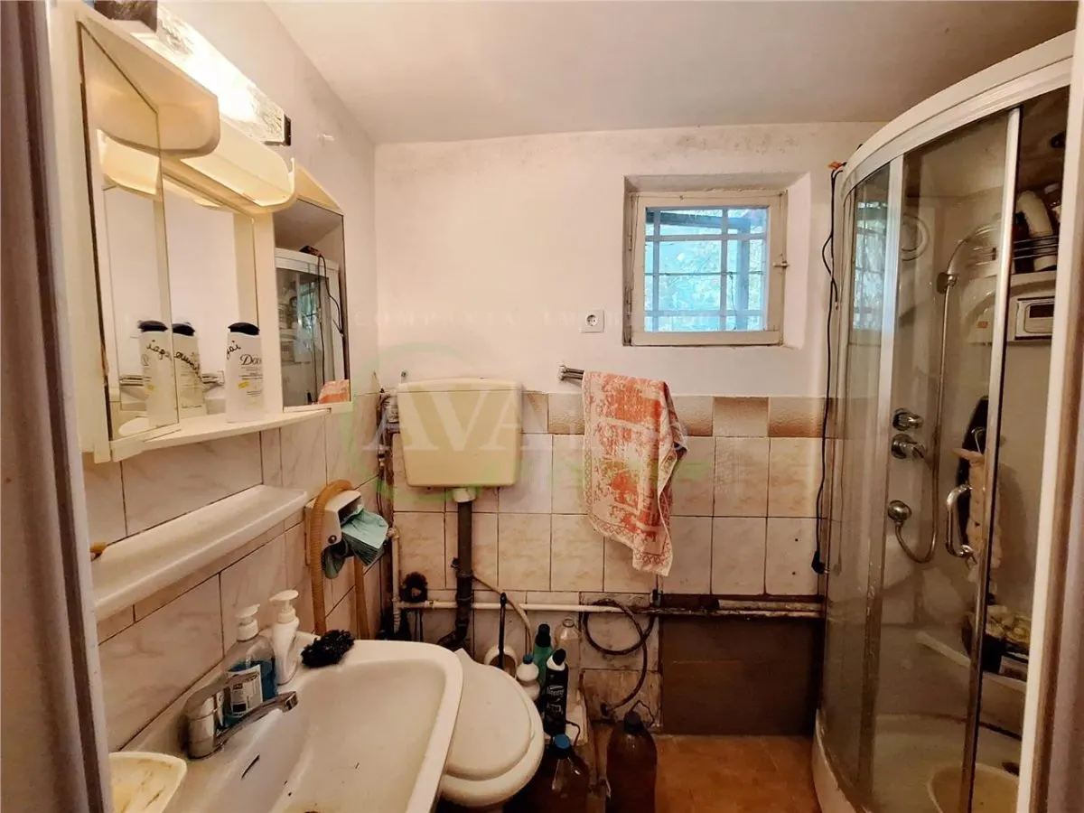 Casa batraneasca cu 3 camere, 350 mp teren â€“ Zona CFR | Garaj, beci - foto 15