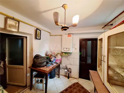 Casa batraneasca cu 3 camere, 350 mp teren â€“ Zona CFR | Garaj, beci - foto 16