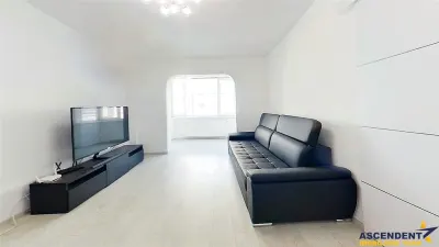 Apartament 3 camere, decomandat, etaj intermediar, Grivitei, Brasov - Brasov