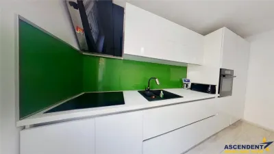 Apartament 3 camere, decomandat, etaj intermediar, Grivitei, Brasov - foto 11
