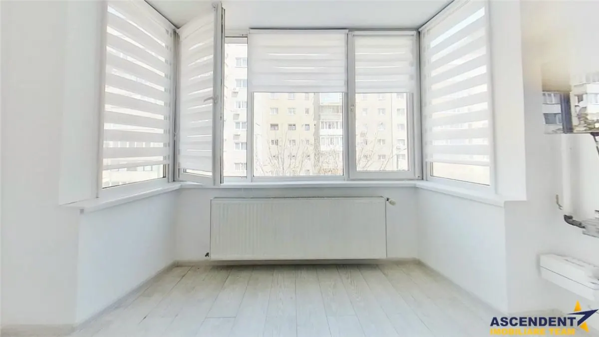 Apartament 3 camere, decomandat, etaj intermediar, Grivitei, Brasov - foto 6