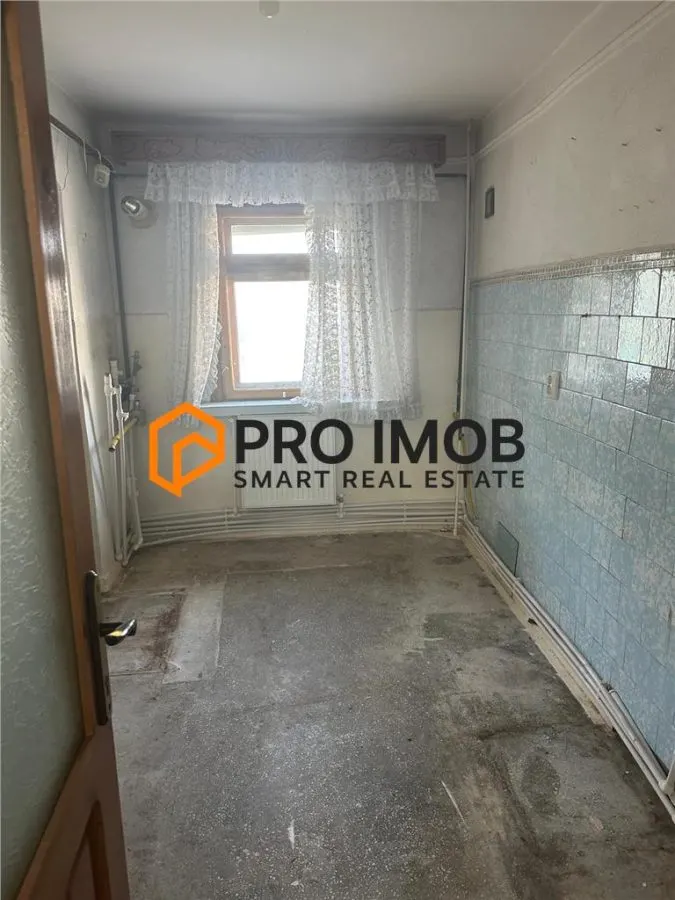 Apartament 3 camere  cf 1 decomandat zona ISJ Vrancea (Bahne) - foto 7