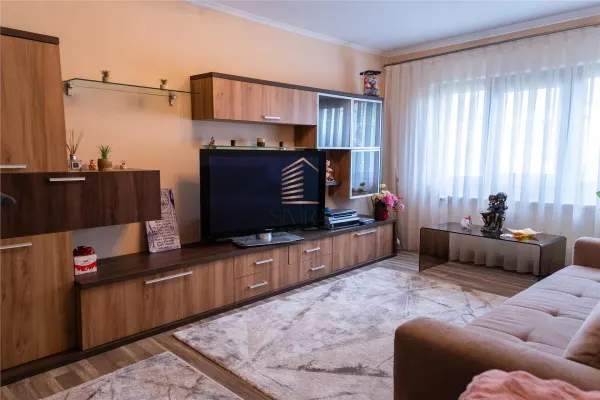 Apartament 3 camere Oradea - poza 9