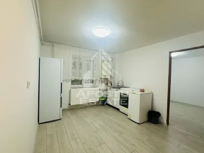 Apartament cu 2 camere nemobilat - foto 3