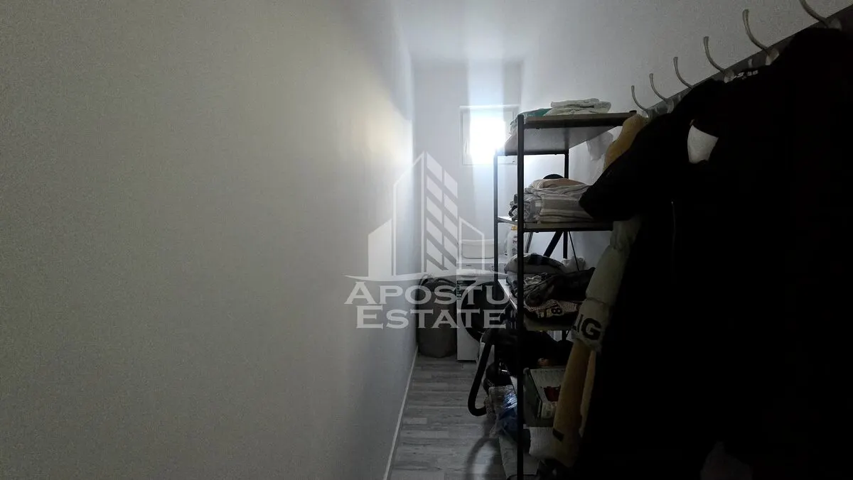 Duplex mobilat de vanzare, 3 camere, 2 bai, teren 400mp, Mosnita Veche - foto 18