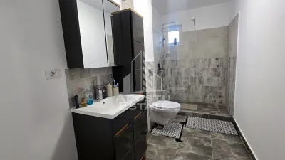 Duplex mobilat de vanzare, 3 camere, 2 bai, teren 400mp, Mosnita Veche - foto 22
