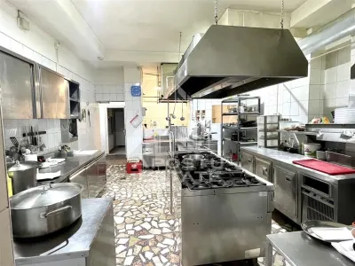 Restaurant Pizzerie in Complexul Studentesc Timisoara - foto 12