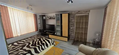 Casa spatioasa cu teren generos si anexe, cu posibilitate de schimb cu apartament 3 sau 4 camere - foto 12