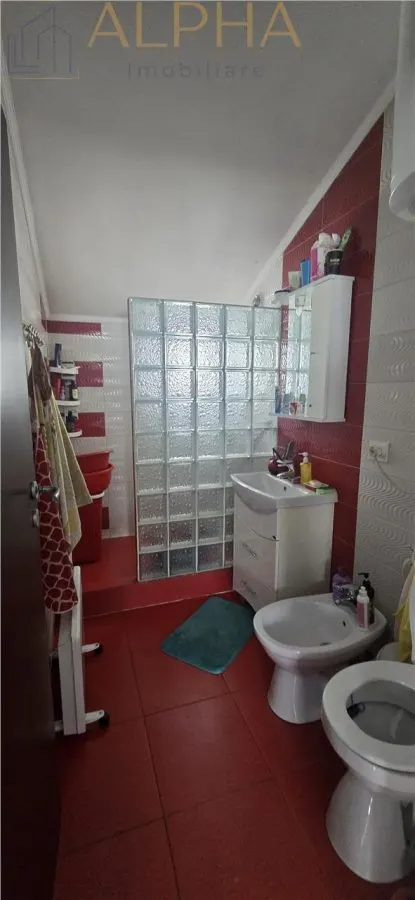 Casa spatioasa cu teren generos si anexe, cu posibilitate de schimb cu apartament 3 sau 4 camere - foto 14