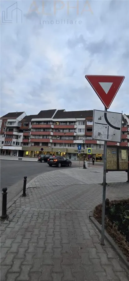 Apartament 3 camere ultracentral – Zona Coroana de Aur, Bistrita, BN - foto 1
