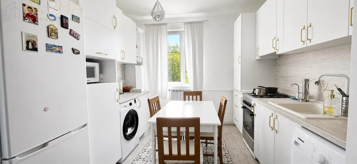 Apartament 3 camere | Zona Bisrica de la Apollo, Bistrita | 76 mp | 78.000 Euro - foto 1