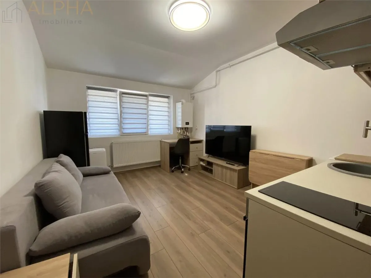 Garsoniera moderna de vanzare – Str. Romana, Bistrita, jud B-N - foto 2