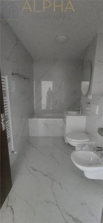 Apartament 4 camere, superfinisat, B-dul Independentei – zona Biserica Sf. Ana  - foto 6