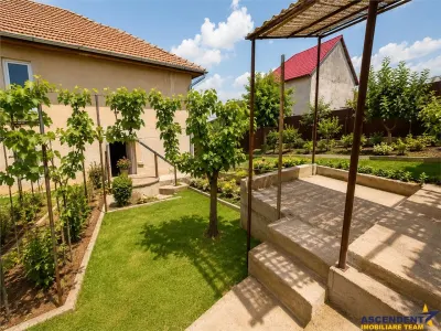 Casa individuala cu 5 camere, garaj, pivnita si curte proprie, Sangeorgiu de Mures - Sangeorgiu de Mures