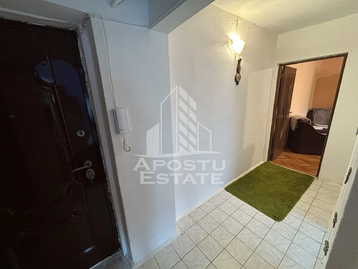 Apartament la etaj interemediar, 3 camere, 55 mp, Zona Girocului - foto 6