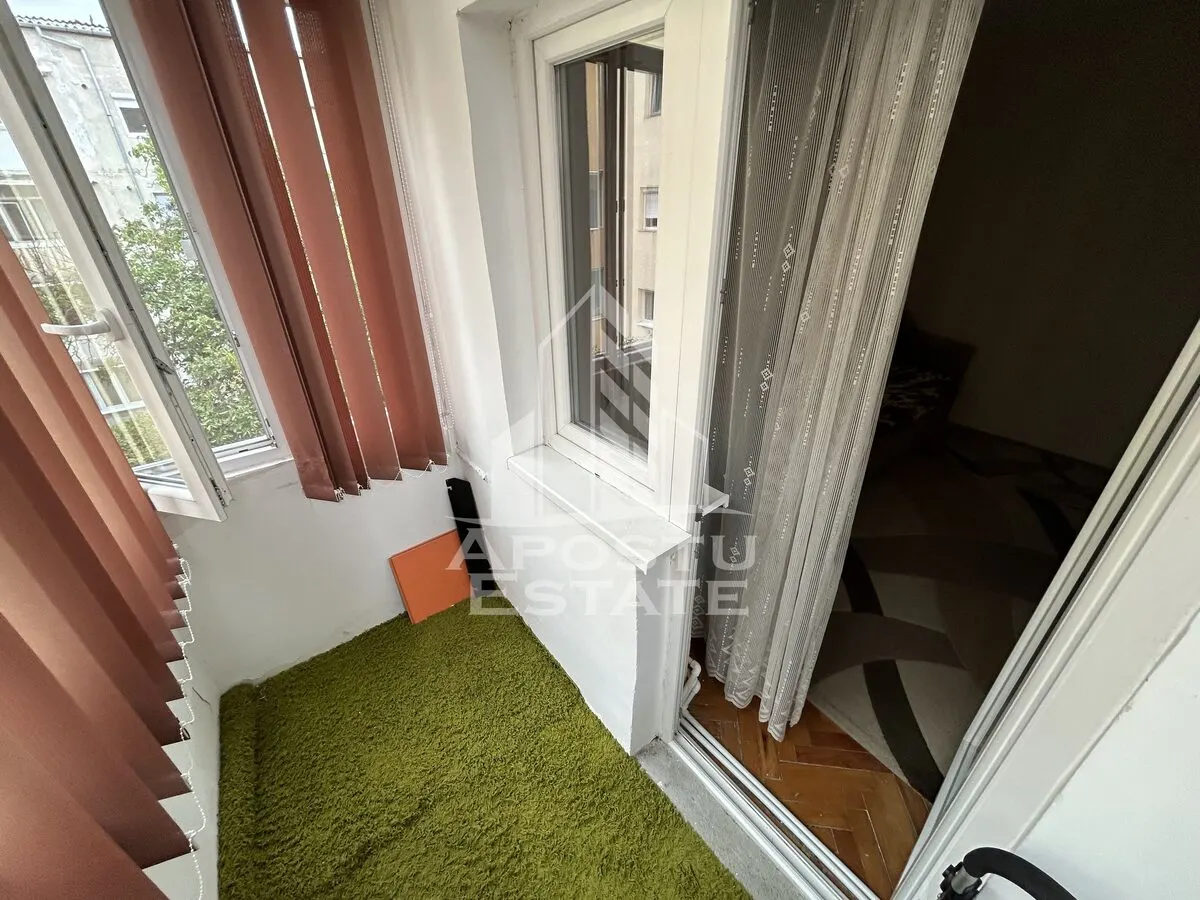 Apartament la etaj interemediar, 3 camere, 55 mp, Zona Girocului - foto 7