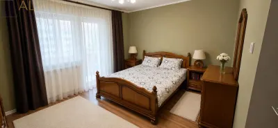 Apartament 3 camere, 90 mp, etaj 3, zona Parc Municipal –  Bistrita, BN - foto 7