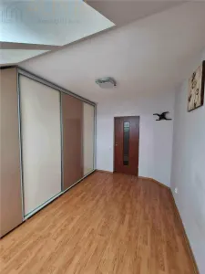 De vanzare apartament 3 camere, 2 bai, loc de parcare si boxa - Bistrita, BN - foto 8