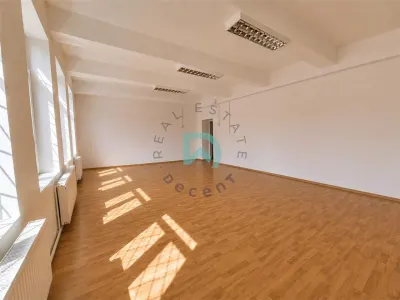 Inchiriere spatiu comercial sau birouri, 550 mp,  Sacele, Brasov - foto 13