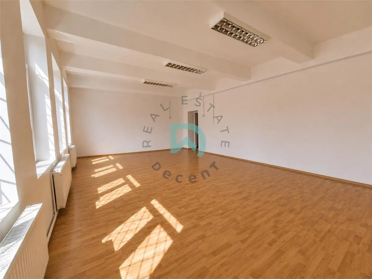 Inchiriere spatiu comercial sau birouri, 550 mp,  Sacele, Brasov - foto 13