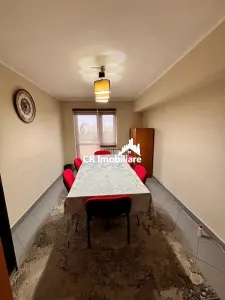 Apartament 3 camere, Piata Unirii pretabil pentru firma plus 1 loc de parcare  inclus in pret - foto 6