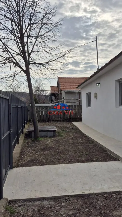 VANDUTA !!! Casa in Onesti, renovata 2025, 0742 801 123 - foto 16