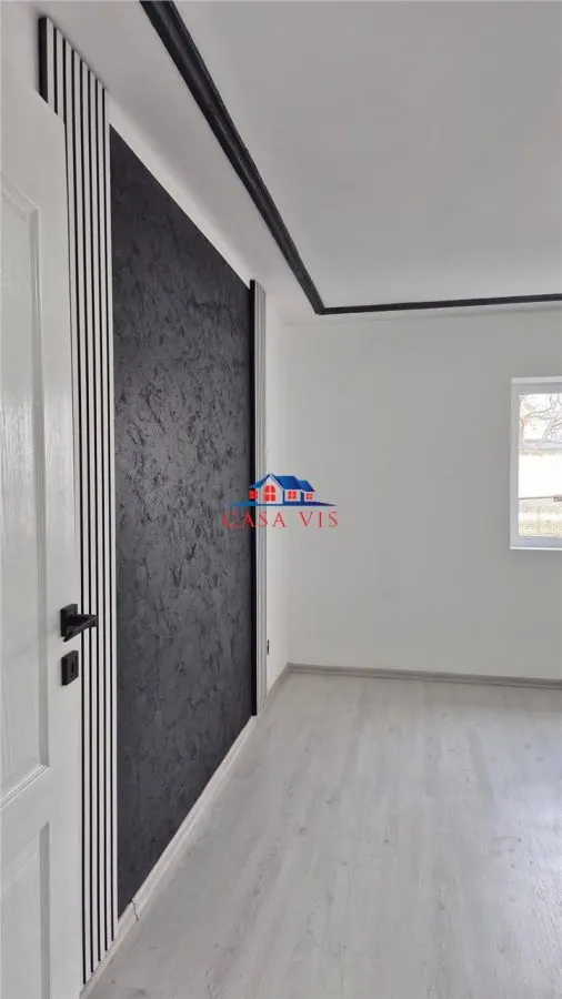 VANDUTA !!! Casa in Onesti, renovata 2025, 0742 801 123 - foto 4