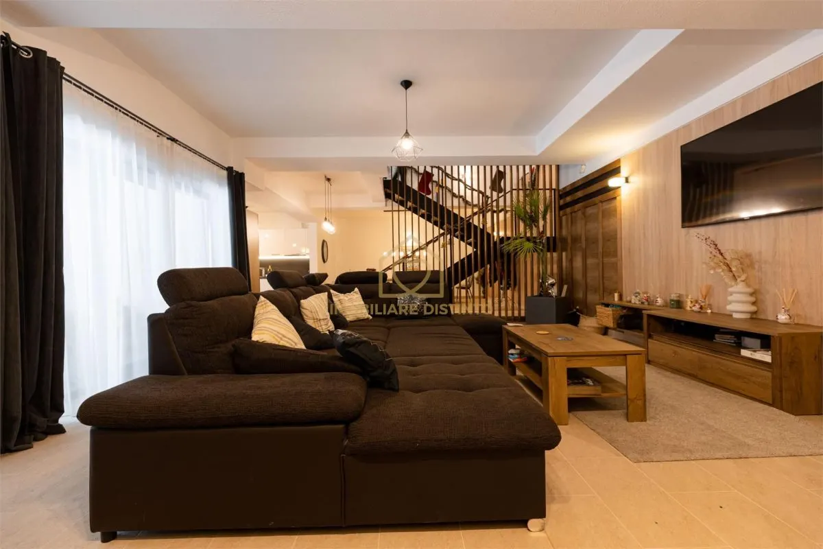 Exclusivitate! VILA PREMIUM CU DESCHIDERE LA LAC MOGOSA - foto 17