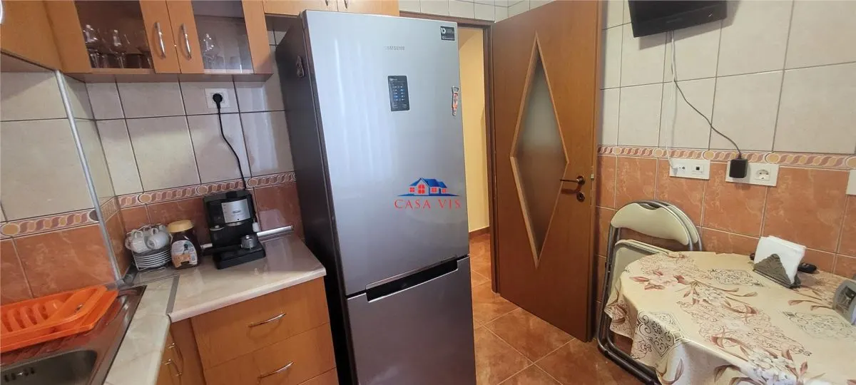 Apartament in Onesti 0742 801 123 langa hotel Trotus - foto 12