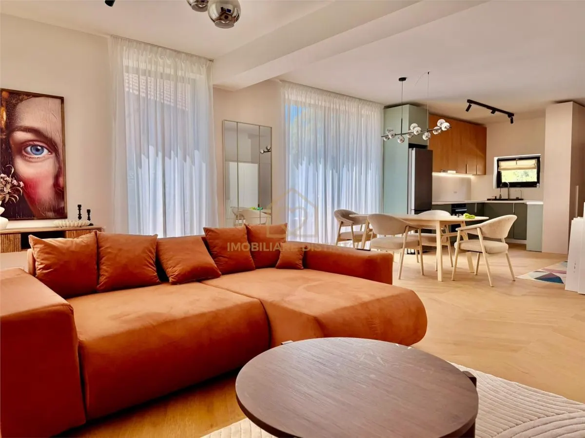Casa zona Miron Costin de inchiriat - foto 1