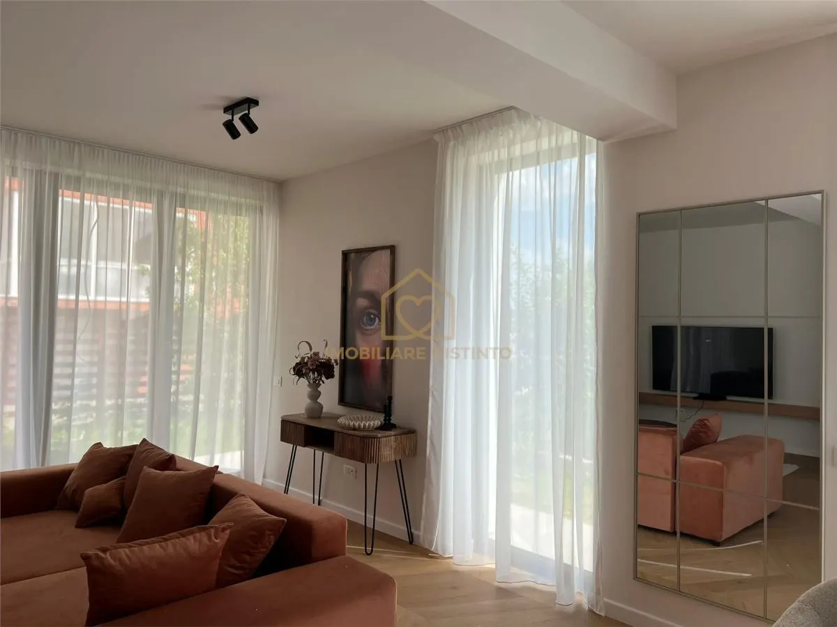 Casa zona Miron Costin de inchiriat - foto 13